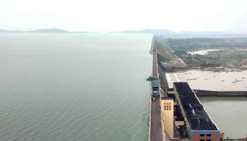 ஈராக்குது டம் - Hirakud