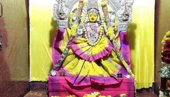 ஶ்ரீ ஜம்முலாம்மா டெம்பிள். - Kurnool Rd