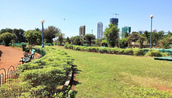 ஹேங்கிங் கார்டன்ஸ் மும்பை - Simla Nagar