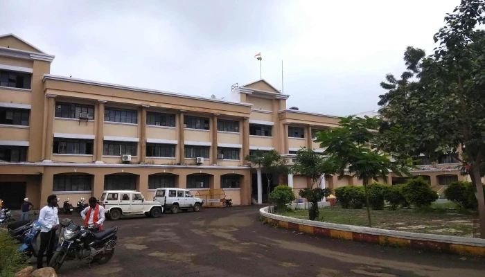 Aattciyr Aluvlk Ellaam - Kalamnuri, Hingoli