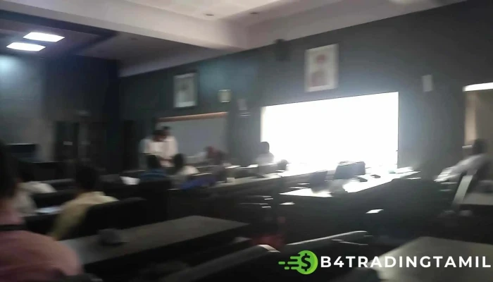 Aattciyr Aluvlk Viittiyoo - Kalamnuri, Hingoli