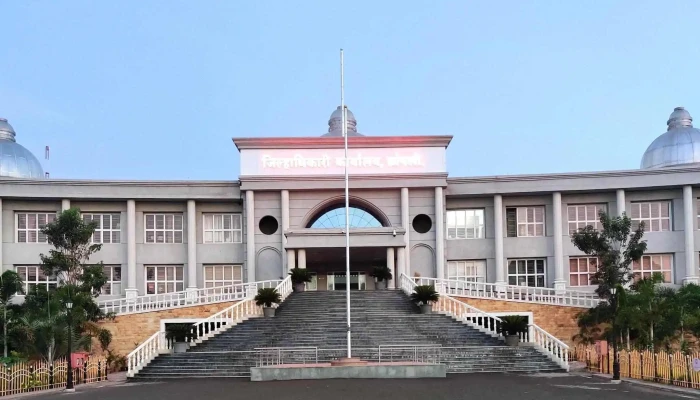 Collector Office Sangli எங்கே - Sangli, சாங்க்லி மிரஜ் குப்வாத்