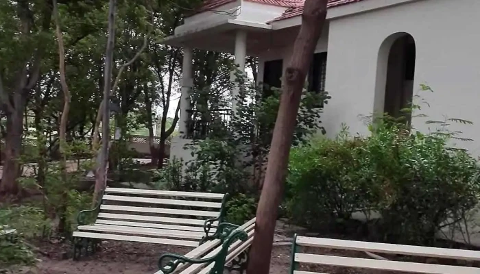 Emttici Ricaatt Loonnnaar Vellippurrm - Lonar, லோனார்