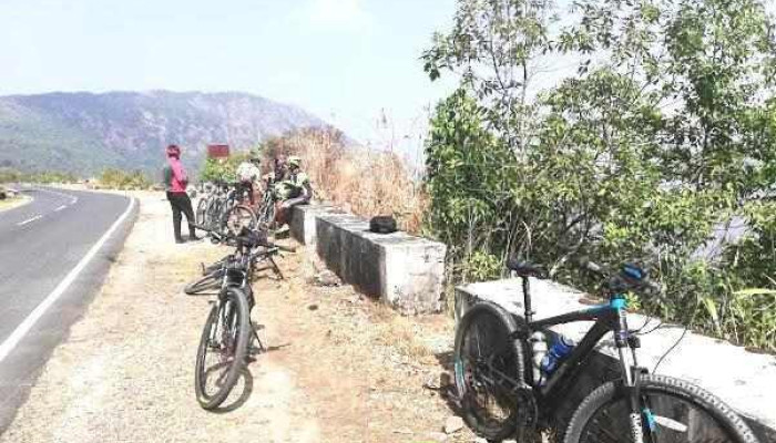Jaintia Hills -  Polllutupookku - மேகாலயா