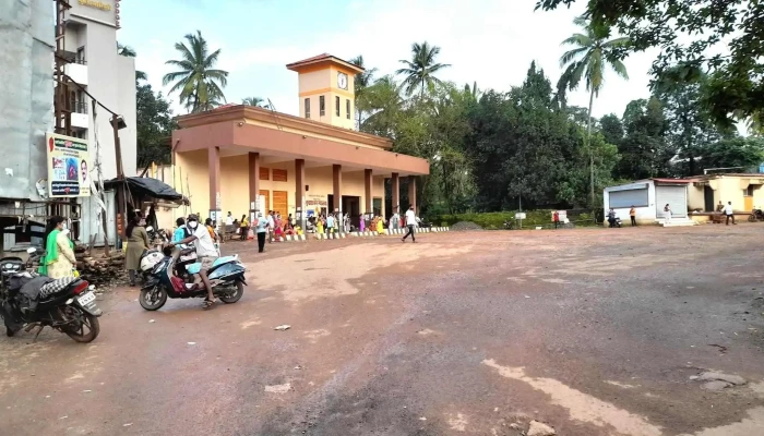Kudal St Bus Stand Ellaam - Kudal, குடால்