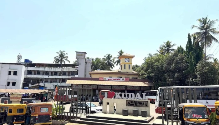 Kudal St Bus Stand Putiyvai - Kudal, குடால்