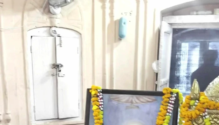 Kurutvaaraa Puuriyaa Caakip குருத்வாரா - Buria, புரிய