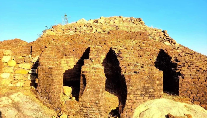 Mansar Fort -    Capital Of Vakatakas Ellaam - Mansar