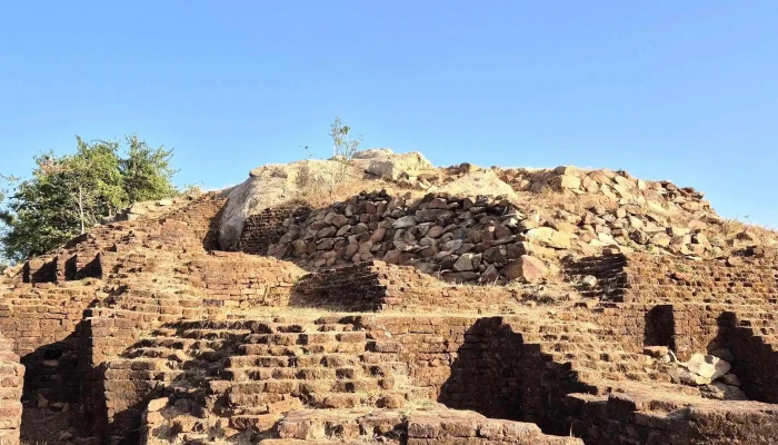 Mansar Fort -    Capital Of Vakatakas Mansar - Mansar