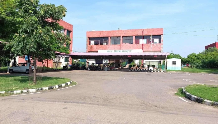 Munnnicipl Kaarppreessnnn Pnyckul Ellaam - Panchkula, பஞ்ச்குலா