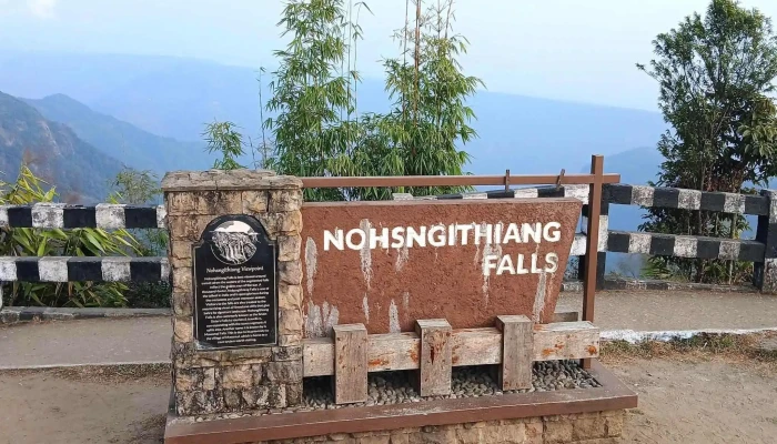 Nohsngithiang Falls View Point -  பதவி உயர்வு - Lad Ryngud, லட ர்ய்ந்குது