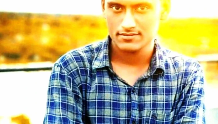 Poostt Aapiis தபால் நிலையம் - Pathri, பத்ரி