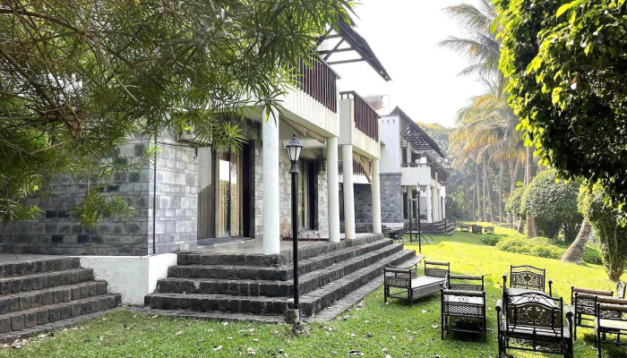 Silent Hills Resort -  Vellippurrm - Manor, டென்