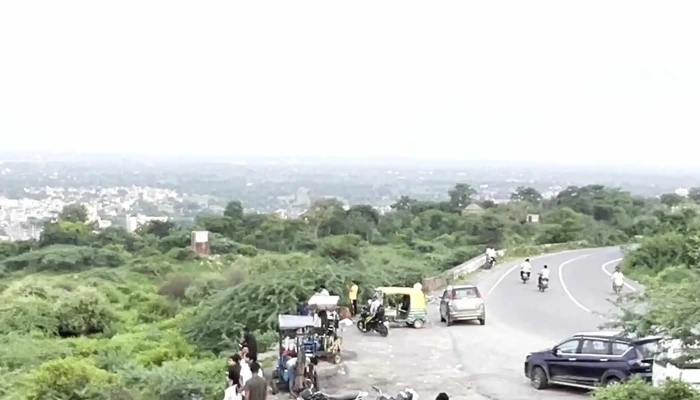 Sohna View Point -  ஹைக்கிங் பகுதி - Sohna, Sehsaula