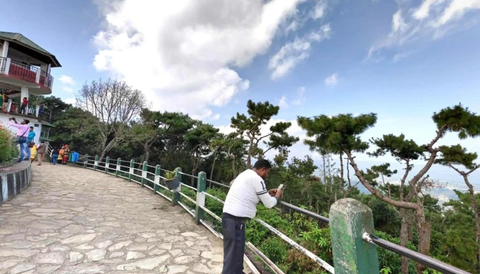 Ssillaang Viyuu Paayinntt Laittkoor Piik Street View 360deg - Shillong