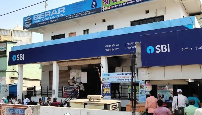 Stteett Paangk Aap Intiyaa Vellippurrm - Chalisgaon, சளிச்கோன்