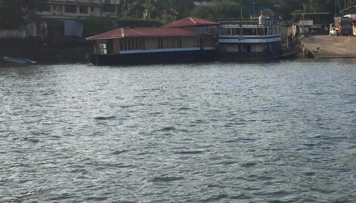 Ttaapool Poortt மதிப்பெண் - Dabhol, டப்ஹோல்
