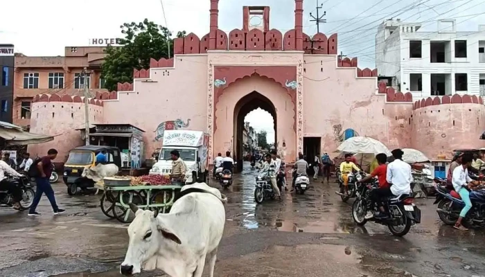 அஜ்மேரி கேட் - Near Banshi Bhawan
