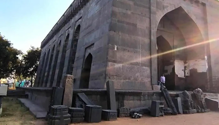 குஷ் மகால் - Kila Warangal