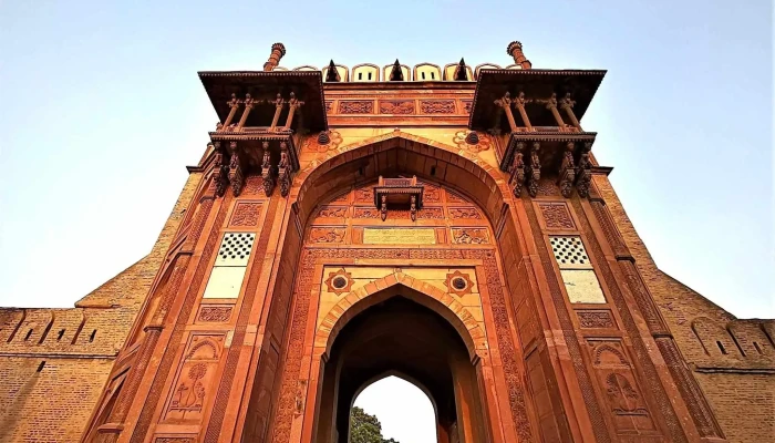 தி சாரை ஆப் நூர்மகால் - Nurmahal