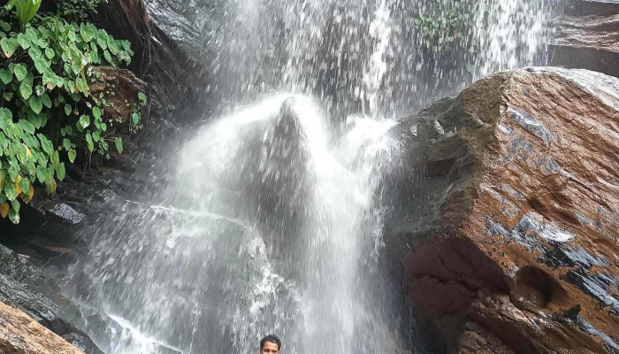 ராணி துடும வாட்டர்பால்ஸ் - Odisha 764037